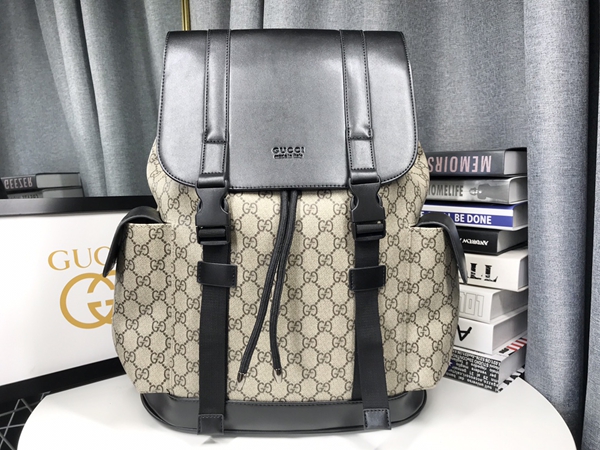 激安グッチバッグコピー正面デザイン